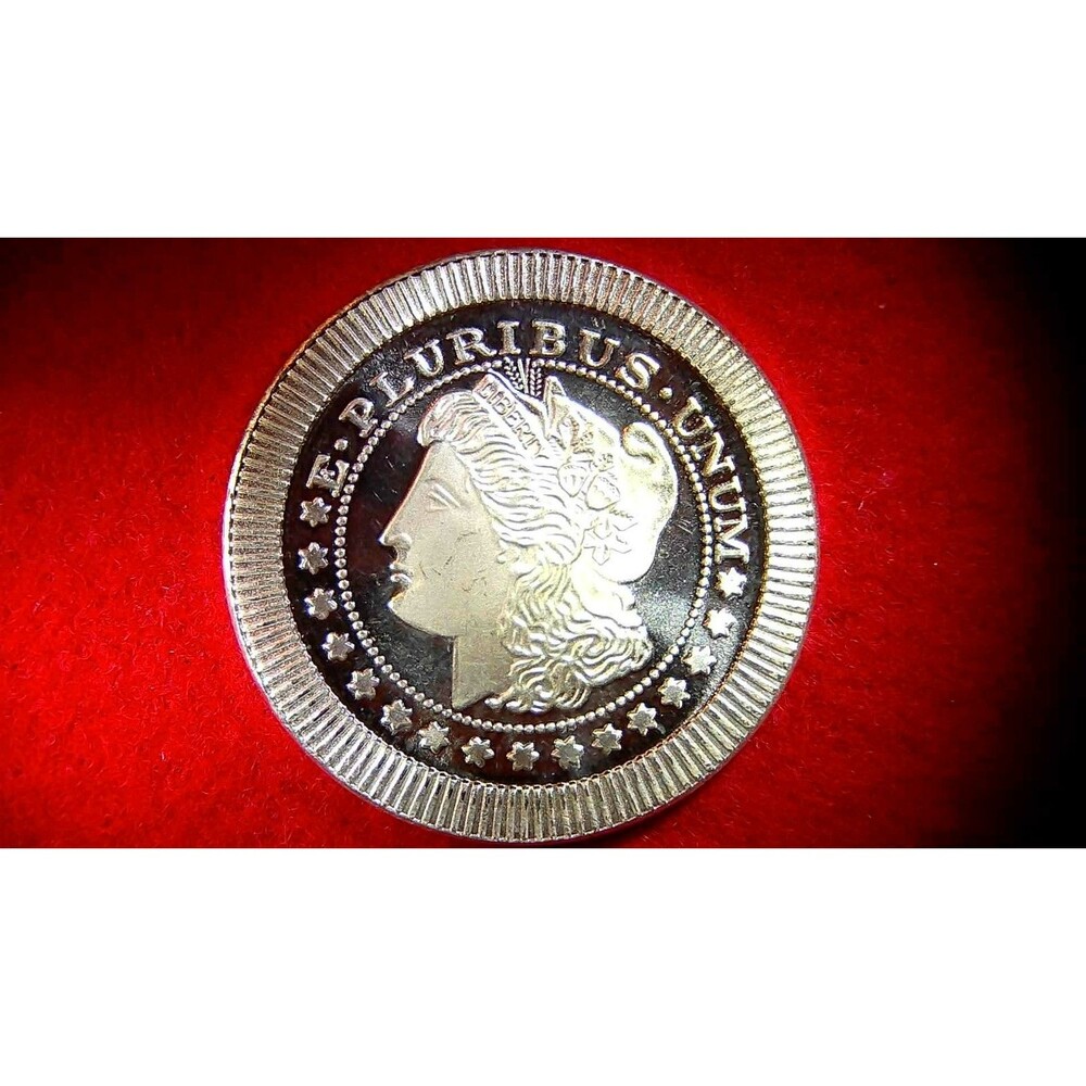 E Pluribus Unum Morgan 1 Troy Oz .999 Silver Round Lot # 271